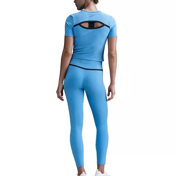 Nike
Women's One High-Waisted 7/8 Leggings size large NWT - Picture 2 of 7